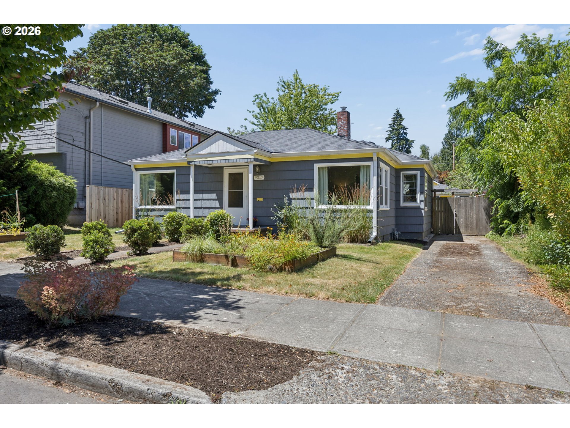 9317 N CALHOUN AVE