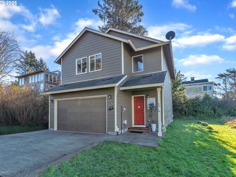 Photo of 1752 NE 20th St, Lincoln City, OR 97367 (MLS # 426537388)