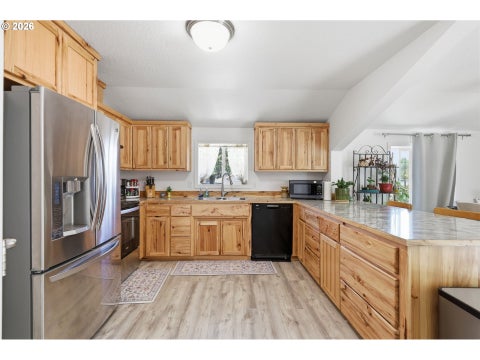 Tiny photo for 76566 Davis Rd, Oakridge, OR 97463 (MLS # 270165821)