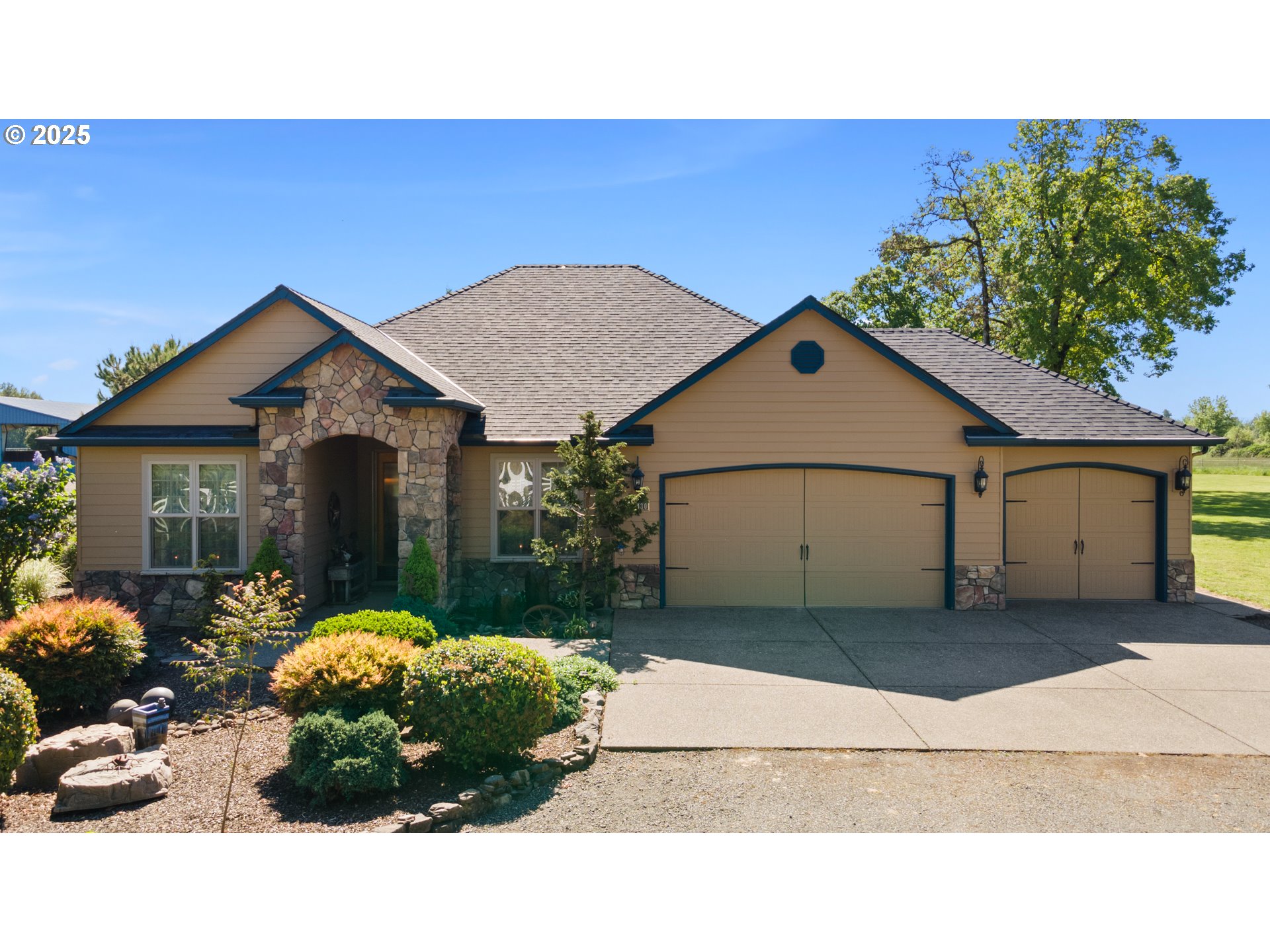 12430 S OAK GROVE RD