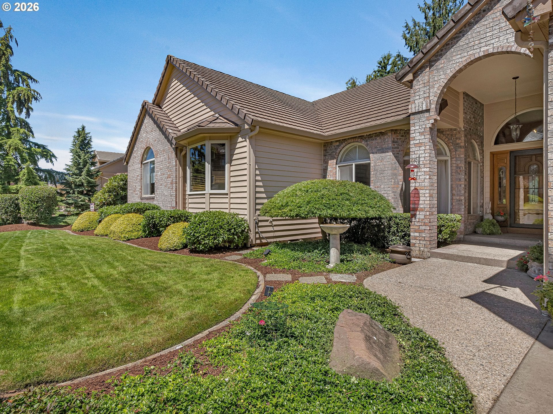 1631 NW LACAMAS DR