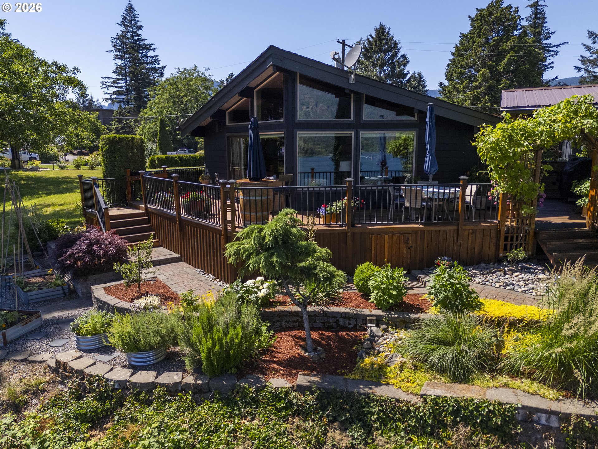 632 Skamania Landing RD