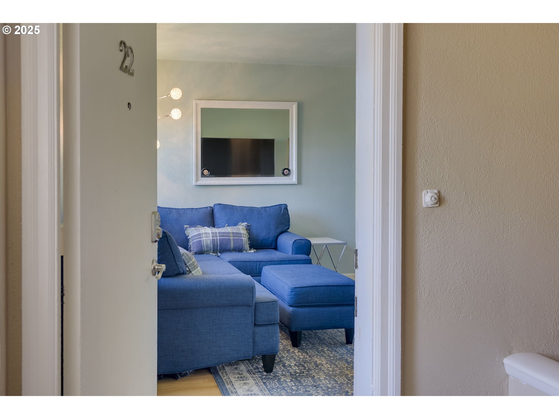 280 NE 60TH AVE 22