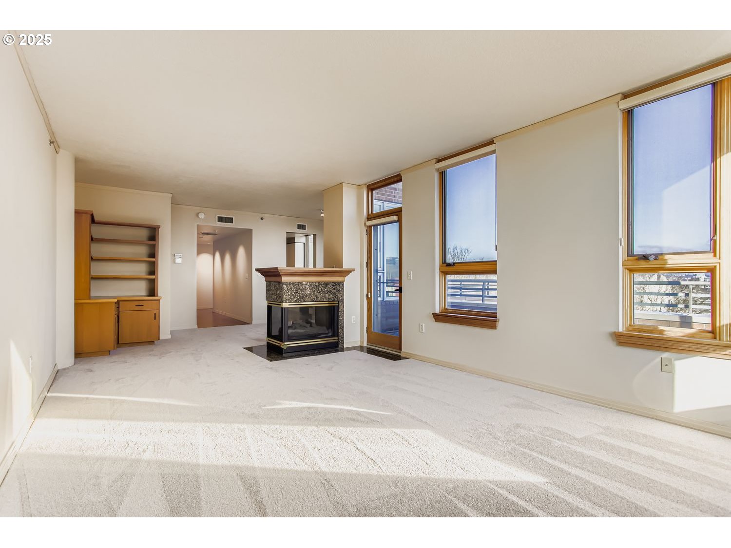 1132 SW 19TH AVE 801