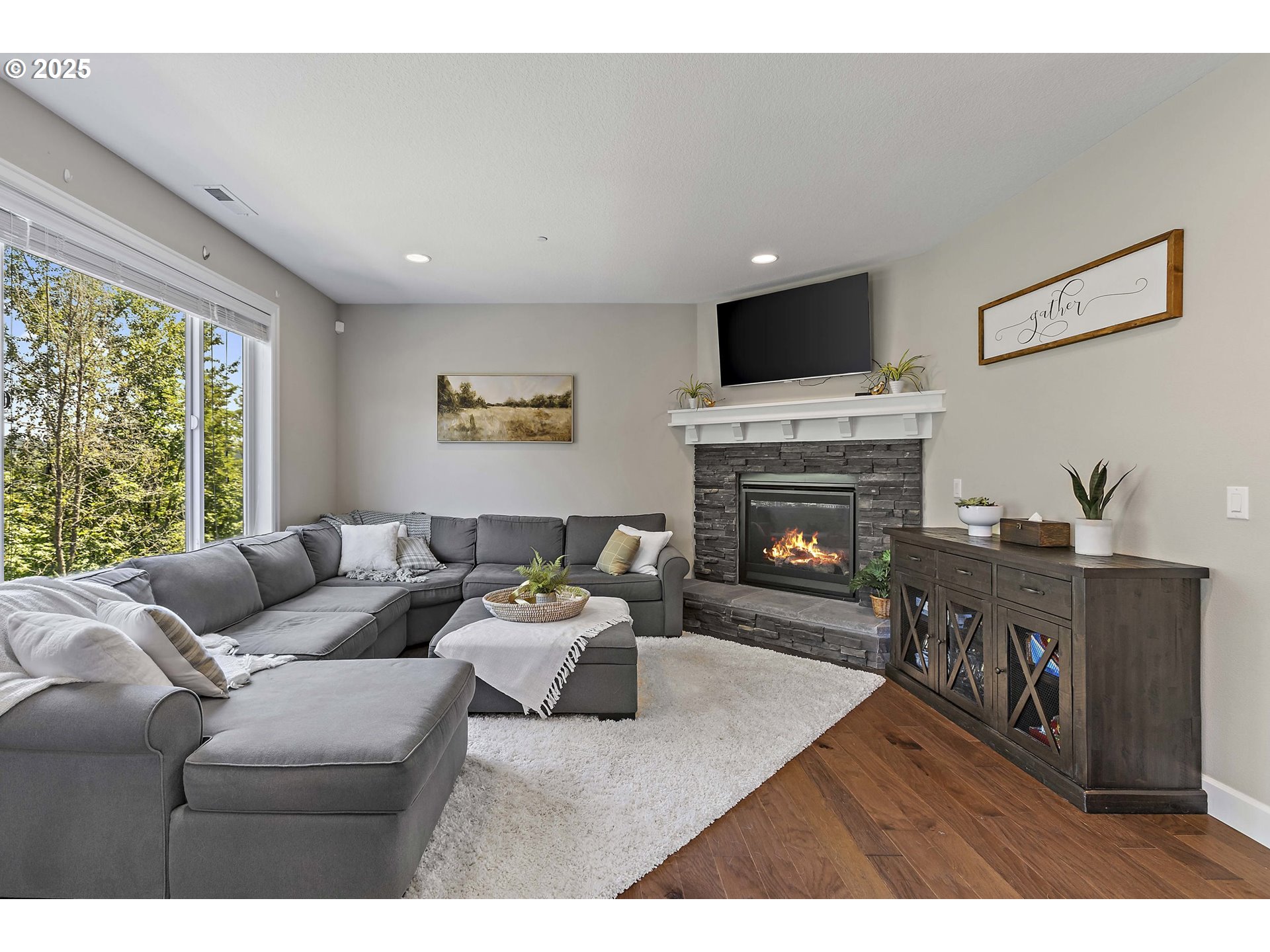 3096 NW PARKHURST TER