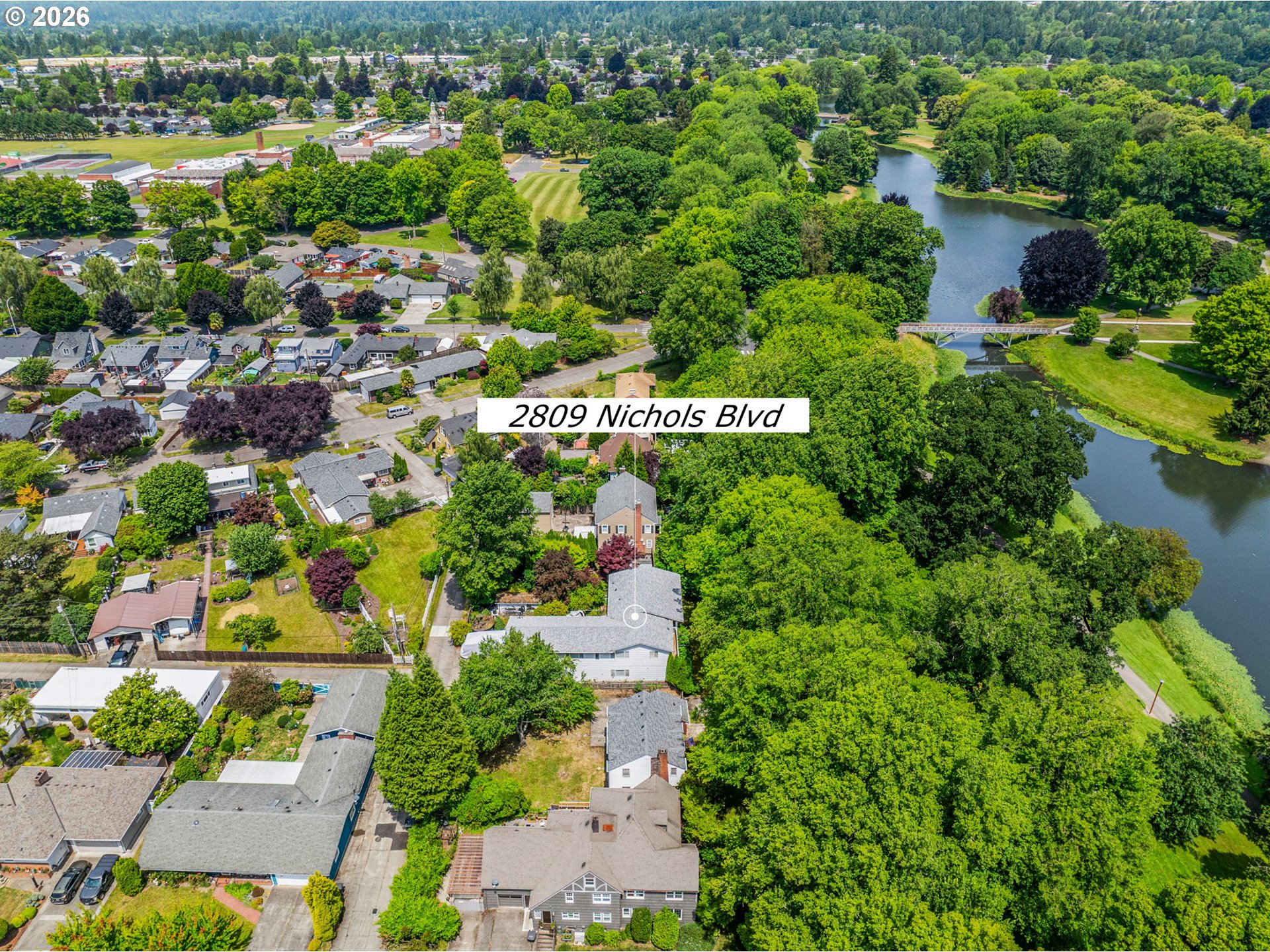2809 NICHOLS BLVD