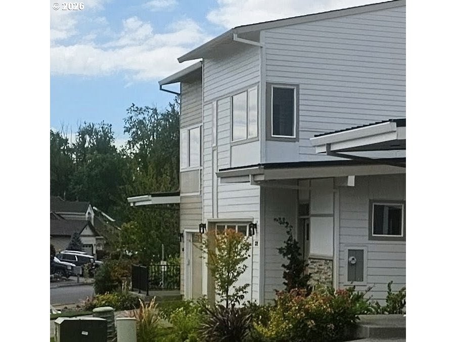 200 Black Hawk CT