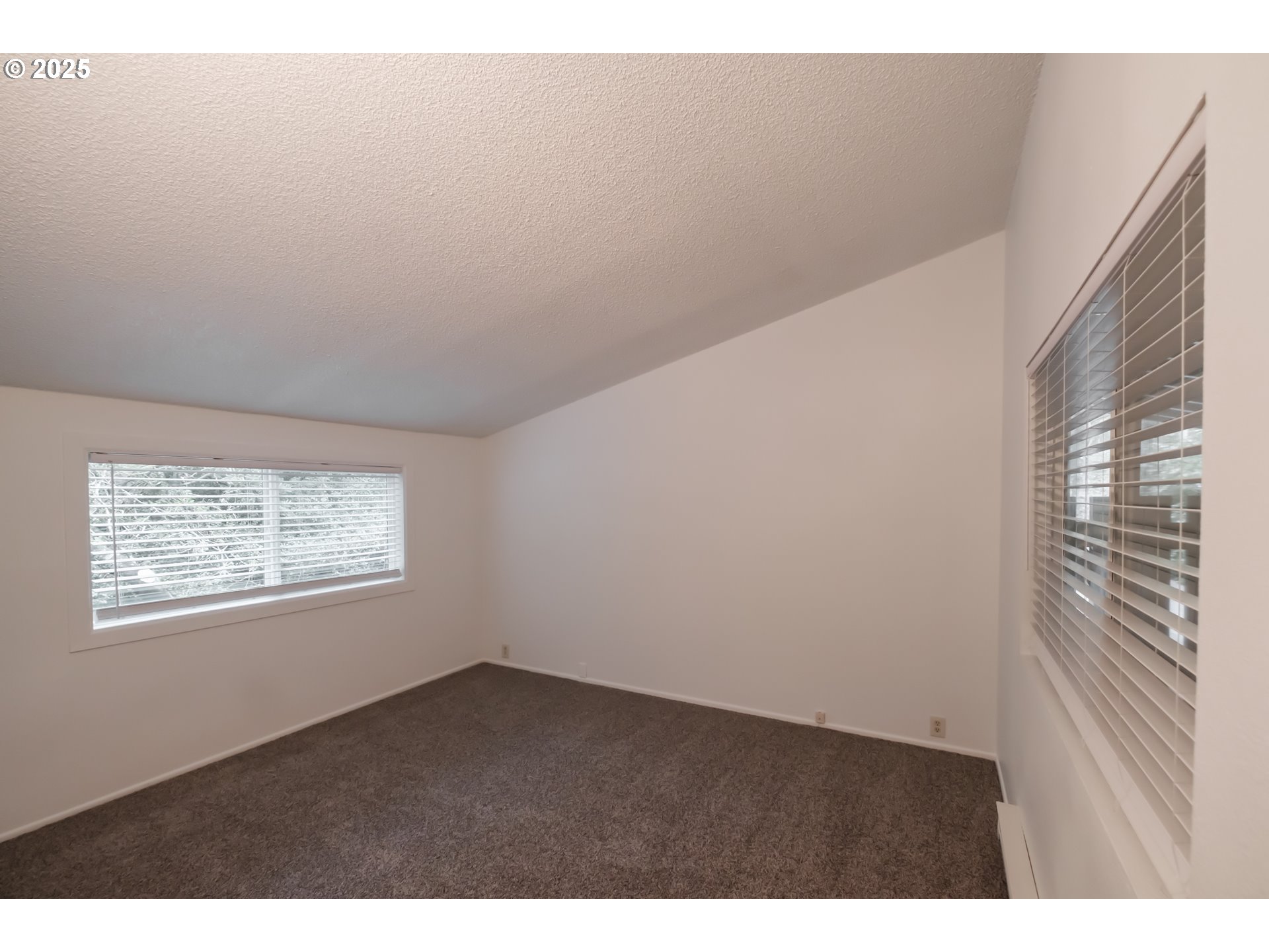 Florence, Oregon 97439, United States, 2 Bedrooms Bedrooms, ,2 BathroomsBathrooms,Residential,Active,95484