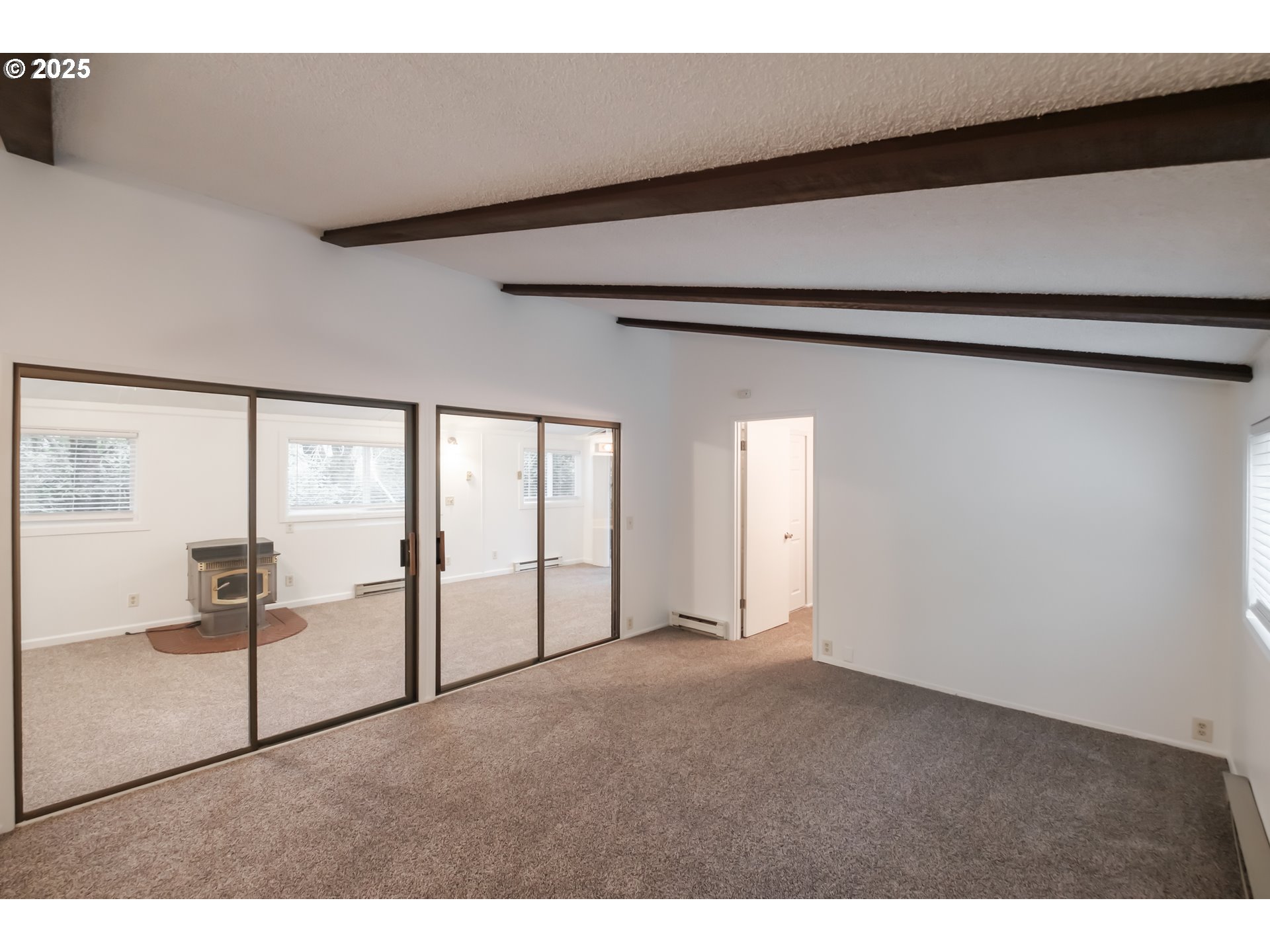 Florence, Oregon 97439, United States, 2 Bedrooms Bedrooms, ,2 BathroomsBathrooms,Residential,Active,95484