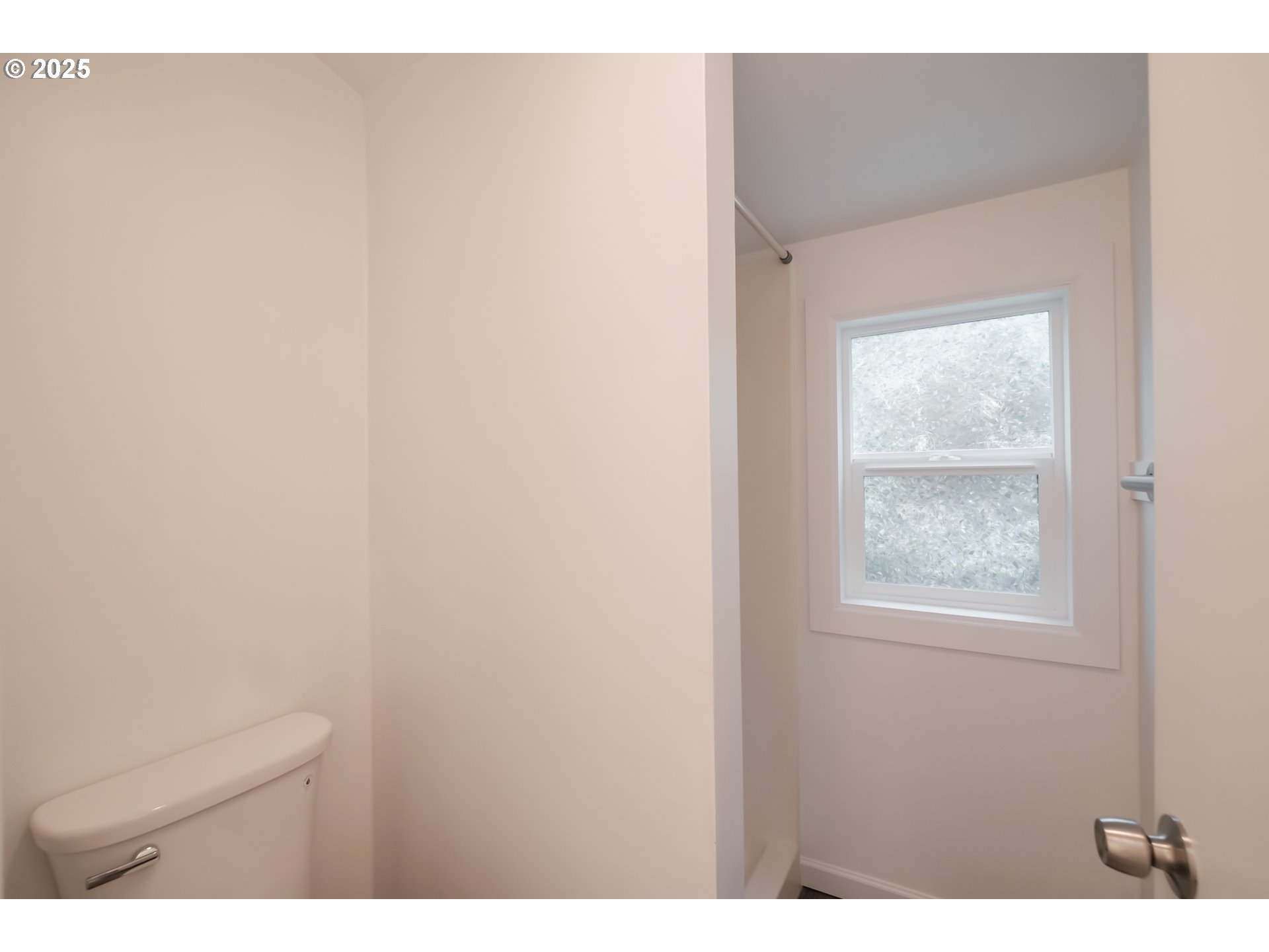 Florence, Oregon 97439, United States, 2 Bedrooms Bedrooms, ,2 BathroomsBathrooms,Residential,Active,95484