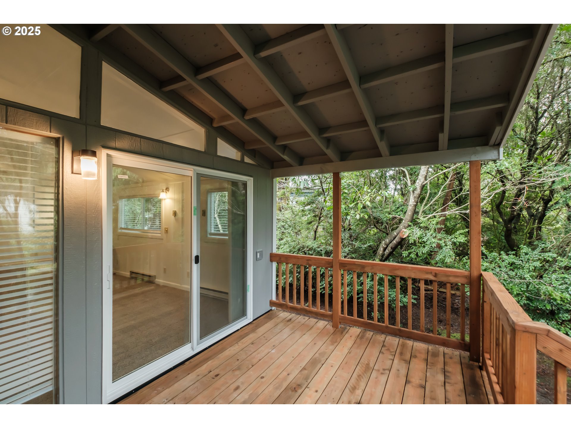 Florence, Oregon 97439, United States, 2 Bedrooms Bedrooms, ,2 BathroomsBathrooms,Residential,Active,95484