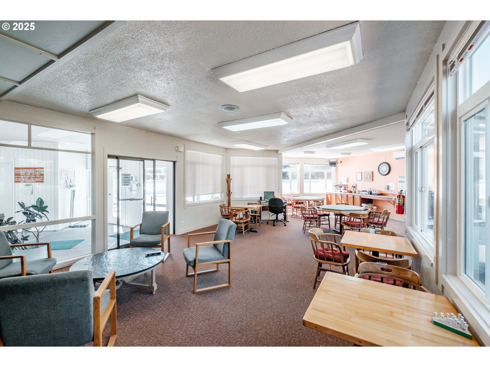 Florence, Oregon 97439, United States, 2 Bedrooms Bedrooms, ,2 BathroomsBathrooms,Residential,Active,95484