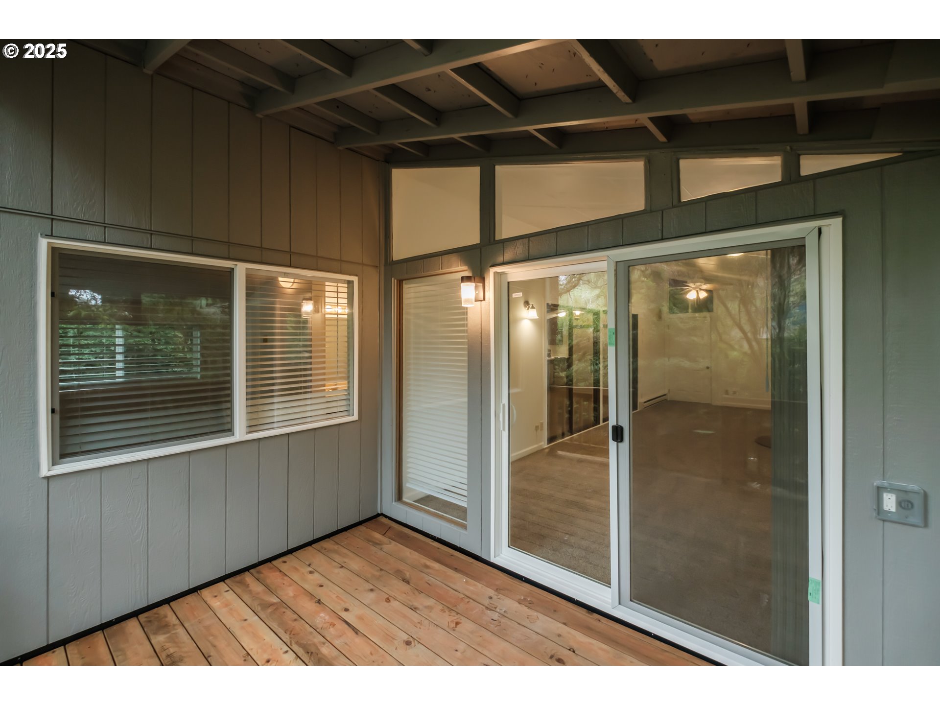 Florence, Oregon 97439, United States, 2 Bedrooms Bedrooms, ,2 BathroomsBathrooms,Residential,Active,95484