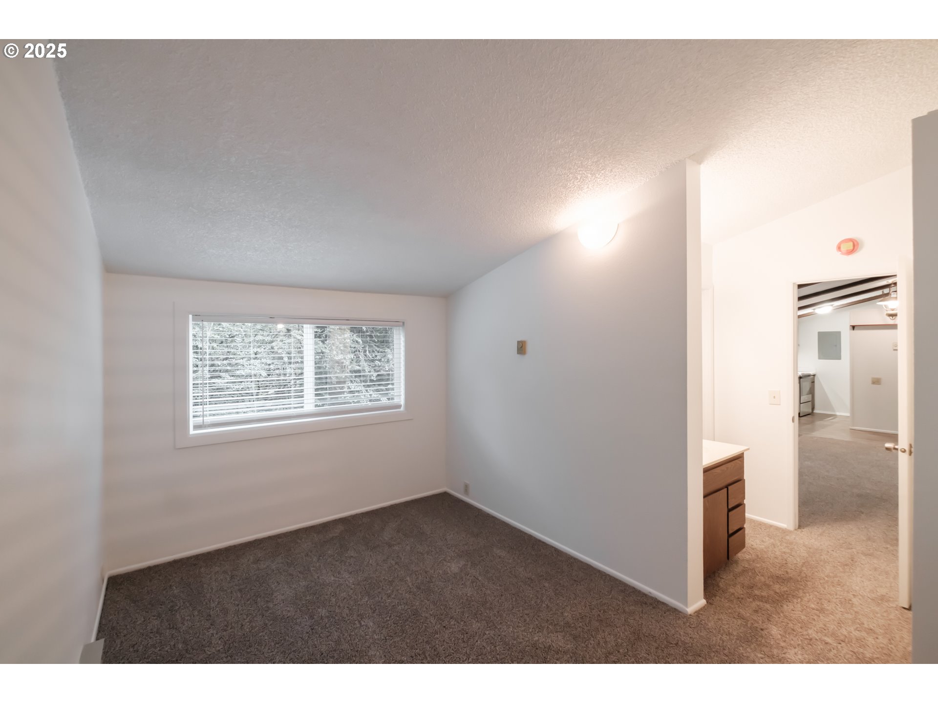 Florence, Oregon 97439, United States, 2 Bedrooms Bedrooms, ,2 BathroomsBathrooms,Residential,Active,95484