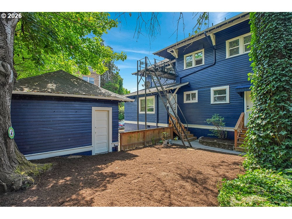1804 NE 14TH AVE