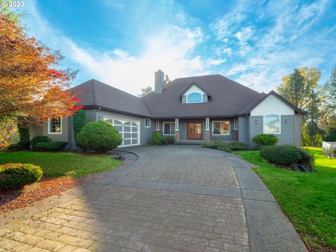 976 NW SOUTHWATER DR Roseburg OR 97471