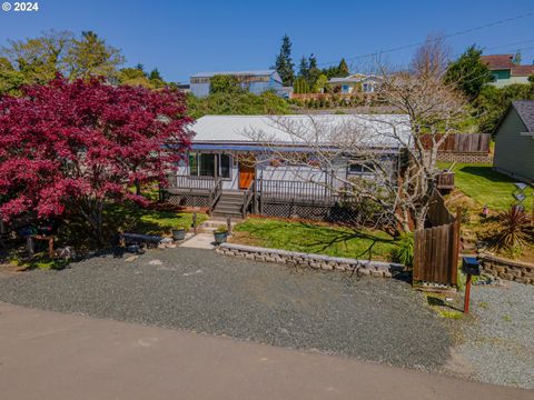 A home in Coos Bay