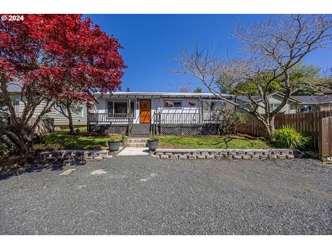 A home in Coos Bay