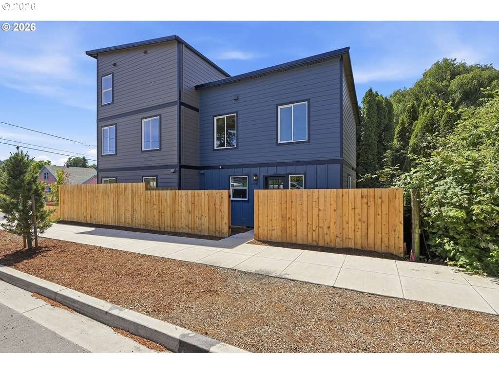2701 SE 85th AVE B