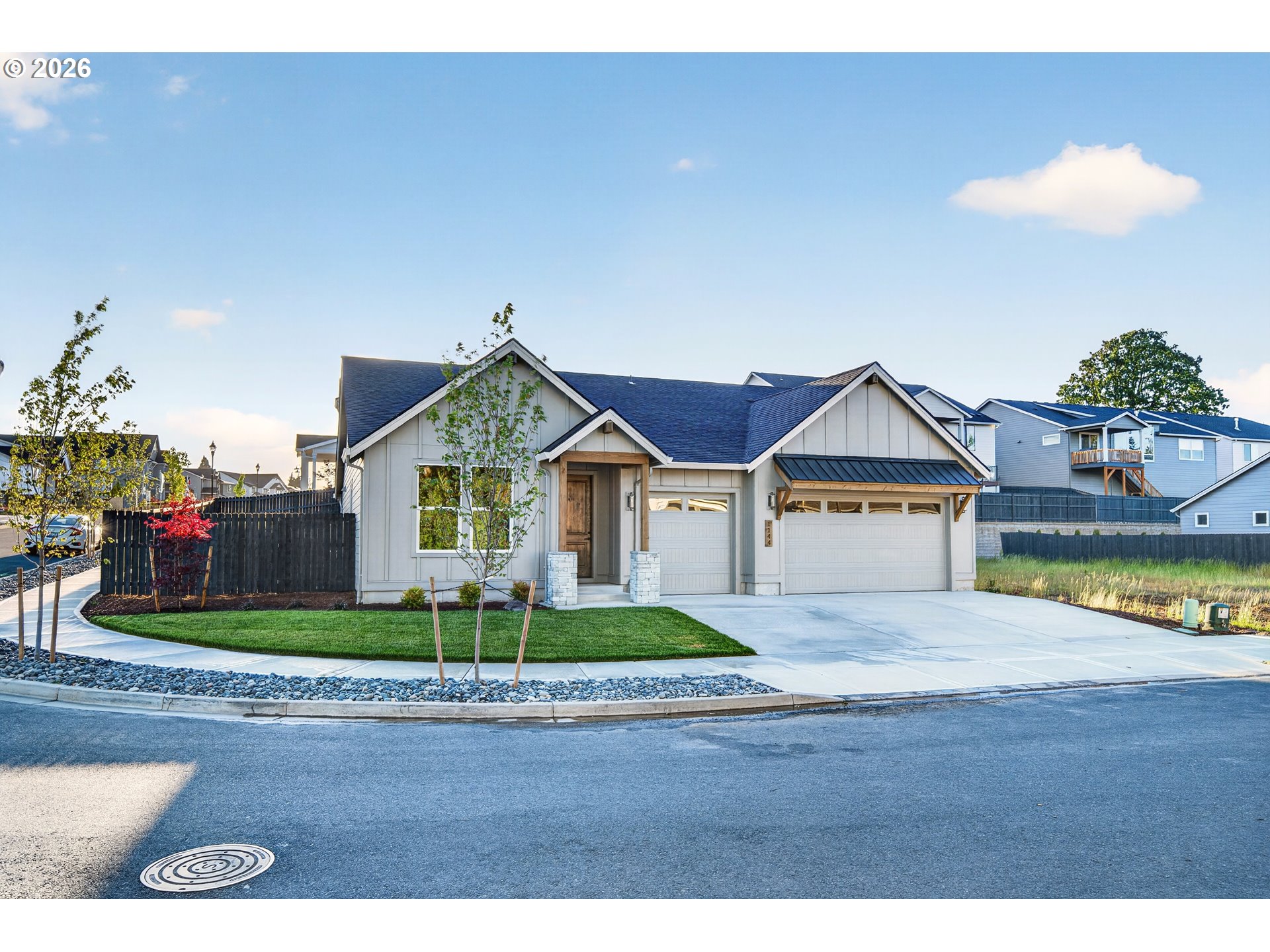 1144 N 41ST PL