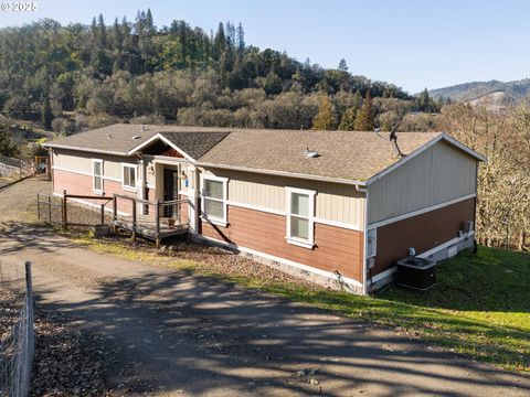 A home in Roseburg