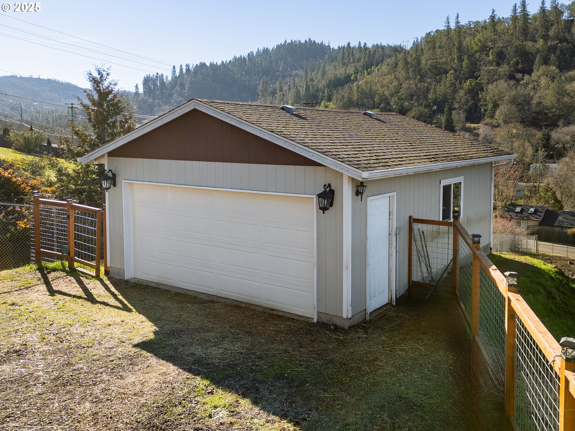 320 CEGAVSKE LN