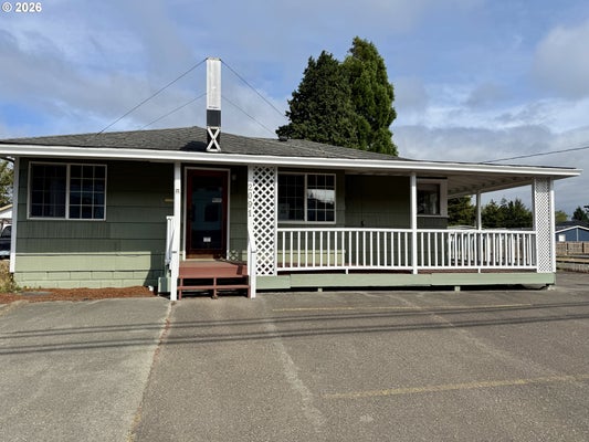 2091 BROADWAY AVE, NORTH BEND, OR 97459 - Image 69e759f95dfd5070065788307e0177af/696059818