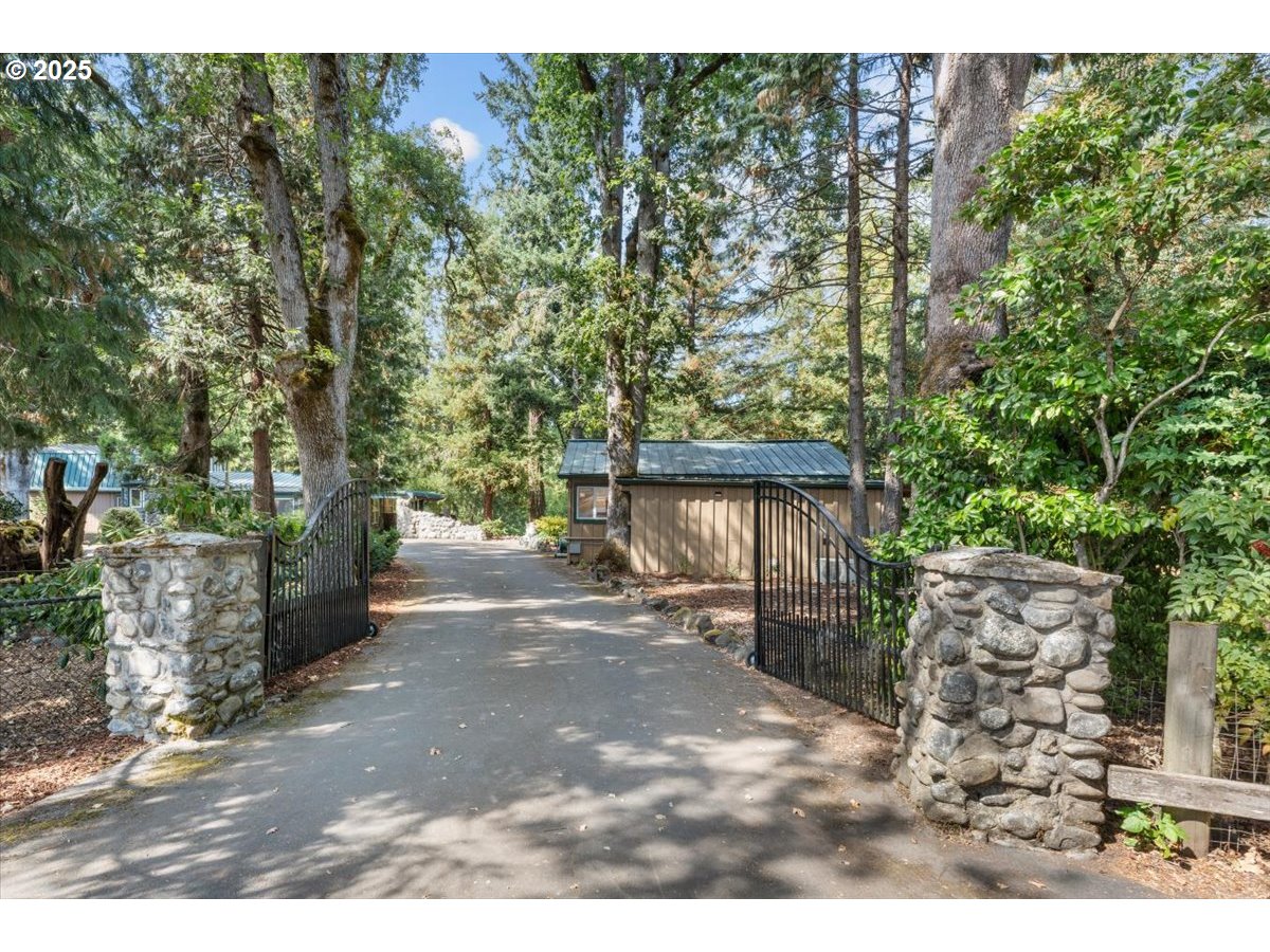 17425 S ABIQUA RD
