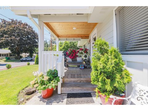 A home in Gresham