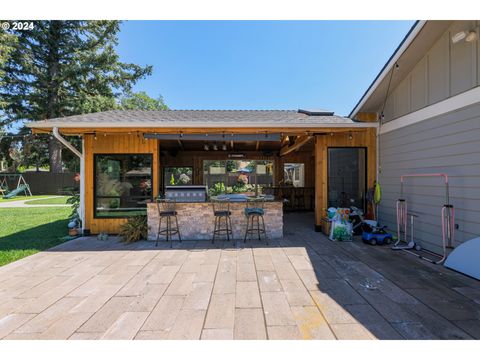 A home in Gresham