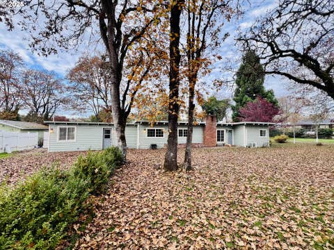 Featured picture for the property 372149818