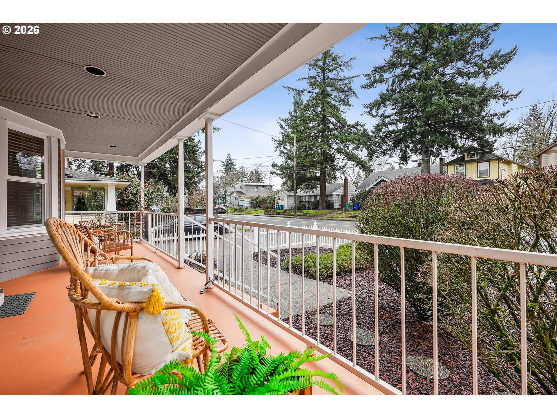 7427 SE WOODSTOCK BLVD