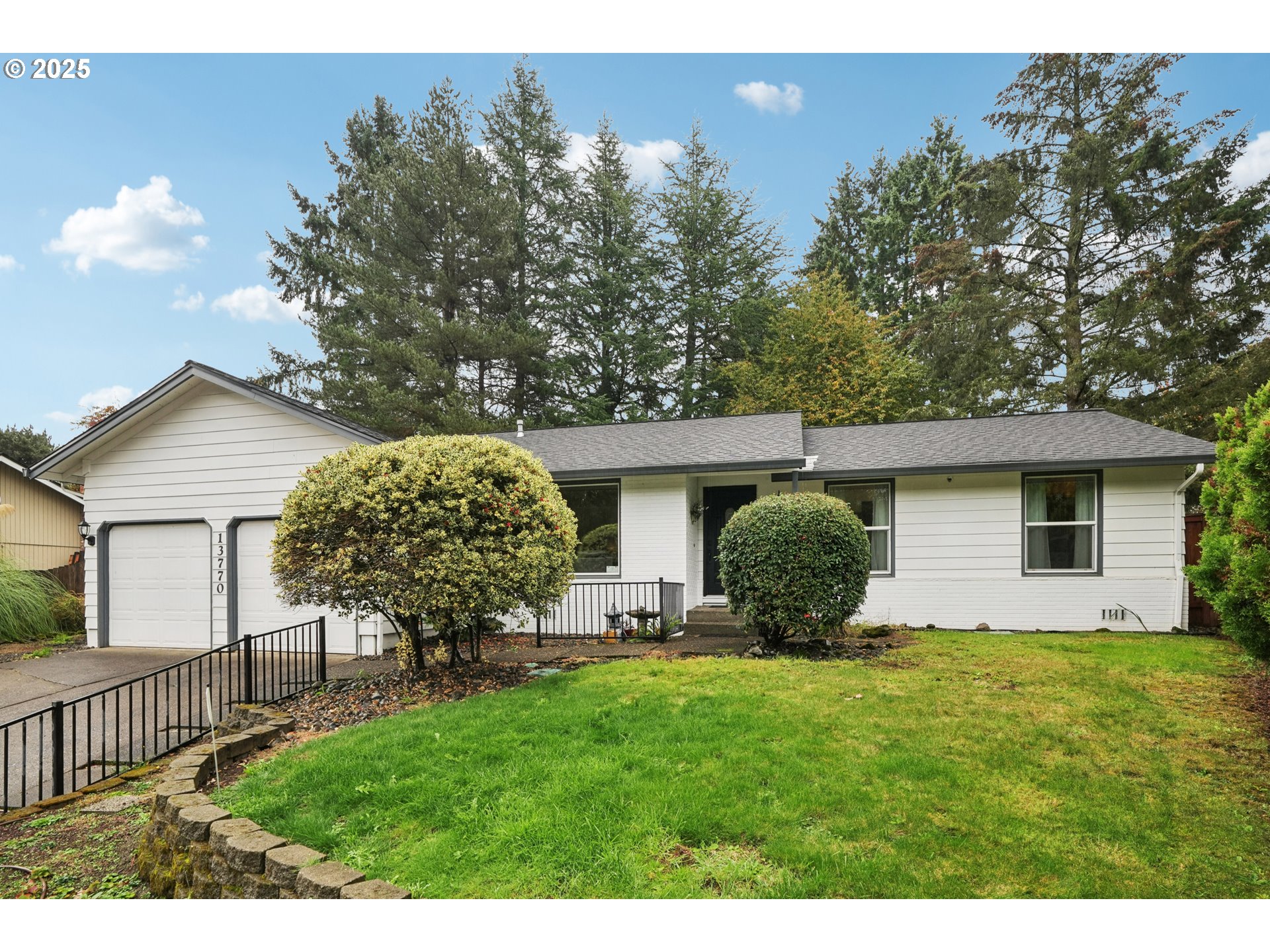 13770 SW FAIRVIEW CT