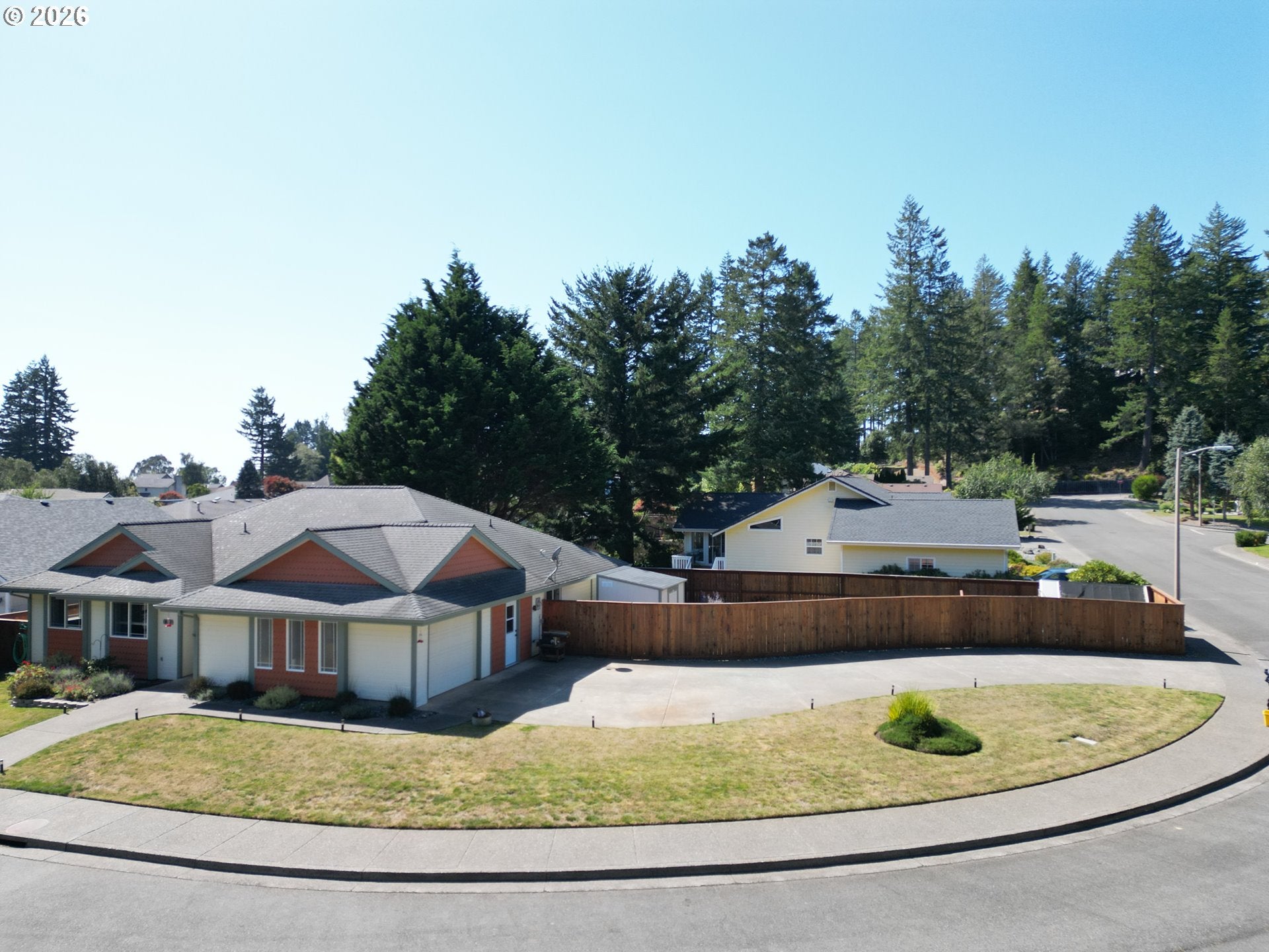 872 JODEE LN