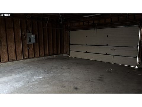 Tiny photo for 276 Art Lott Ln, Creswell, OR 97426 (MLS # 735550444)