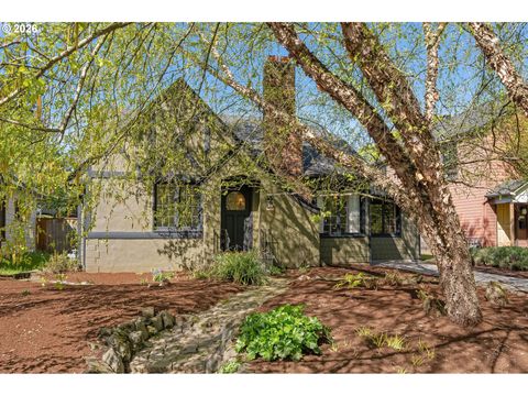 6421 N MISSISSIPPI AVE Portland OR 97217