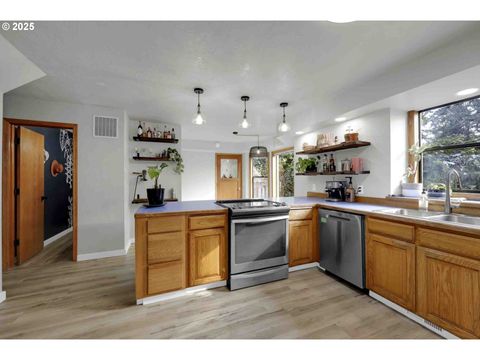 Tiny photo for 33370 Idyllwild Rd, Creswell, OR 97426 (MLS # 257147274)