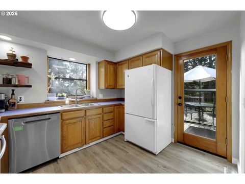 Tiny photo for 33370 Idyllwild Rd, Creswell, OR 97426 (MLS # 257147274)