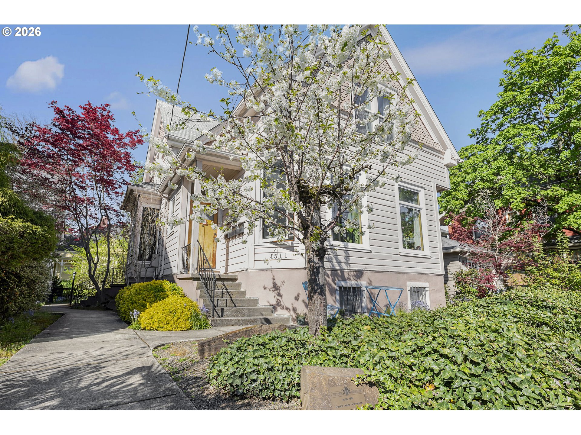 1511 NE TILLAMOOK ST