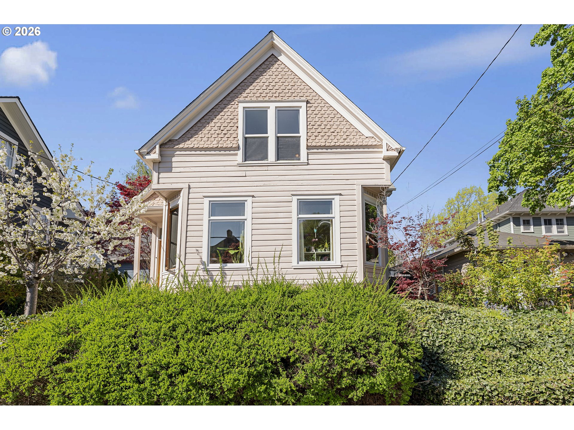 1511 NE TILLAMOOK ST