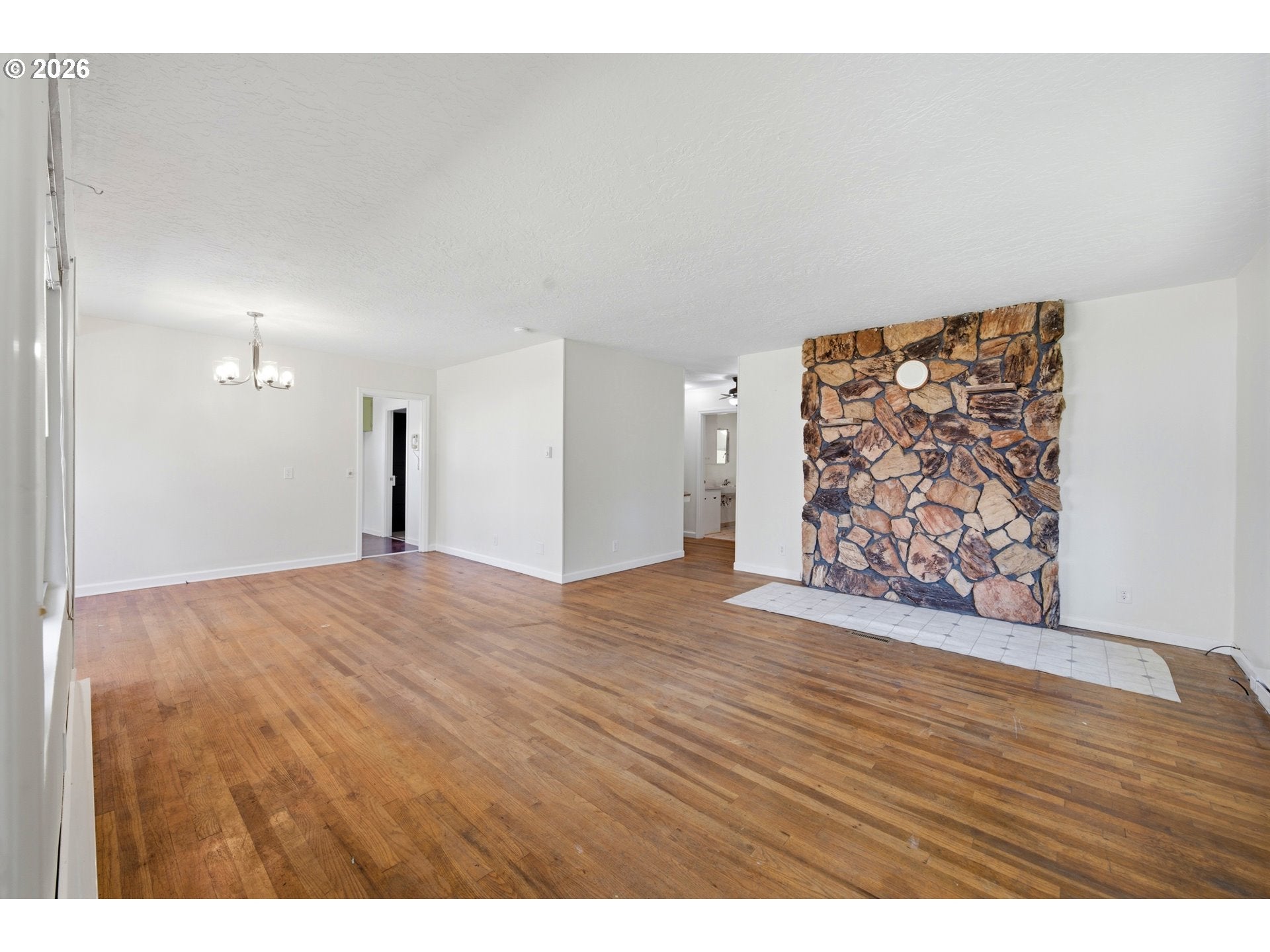 348 NW YAMHILL ST