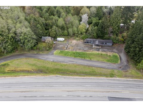 A home in Coos Bay