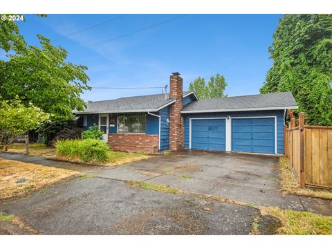 A home in Newberg