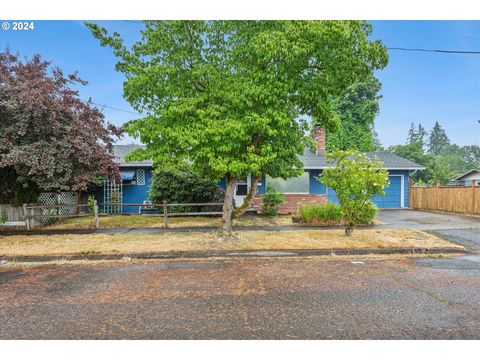 A home in Newberg