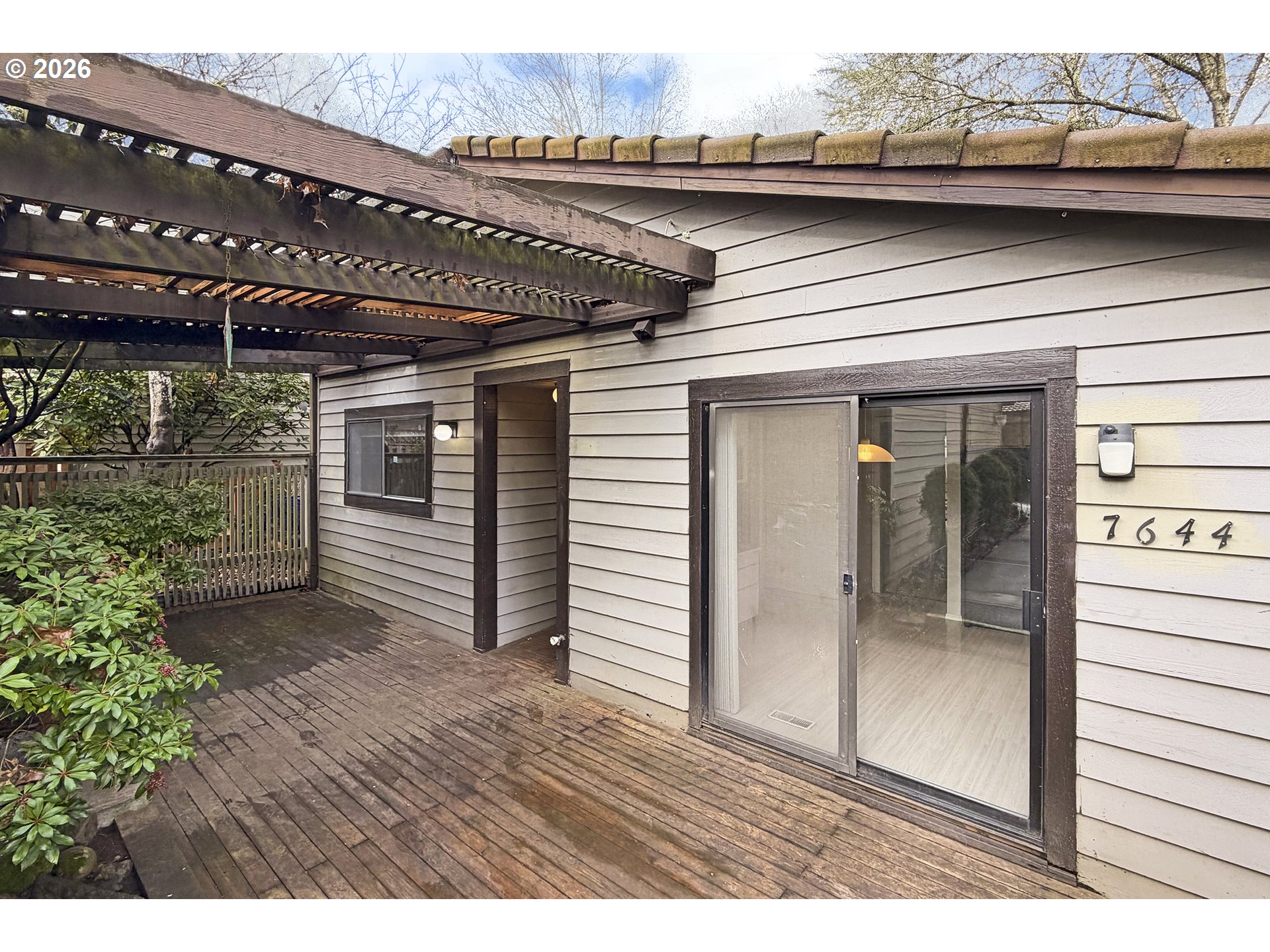 Photo 1 of 31 — 7644 SW CRESMOOR DR, Beaverton, OR 97008