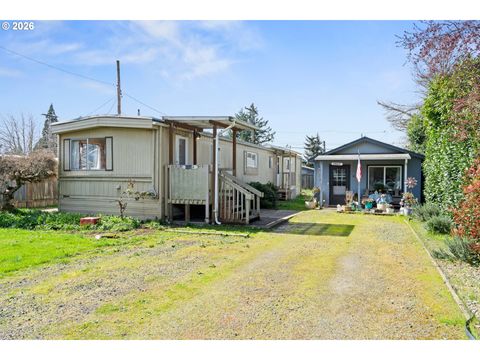 1566 LAURA ST Springfield OR 97477