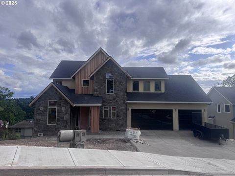 3734 LANDIS ST West Linn OR 97068