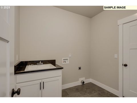 A home in Estacada
