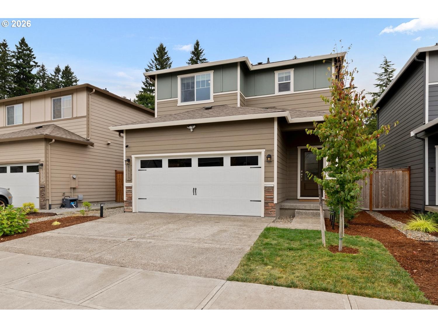 3313 NE 120TH CIR