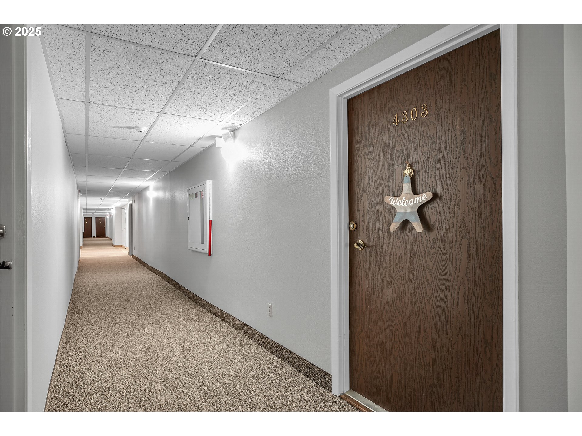 5575 E EVERGREEN BLVD 4303